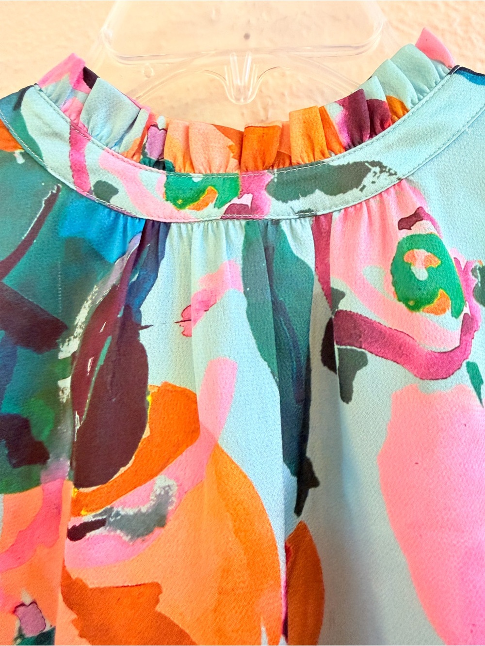 THML bold bright floral puff sleeve blouse - Picture 3 of 8